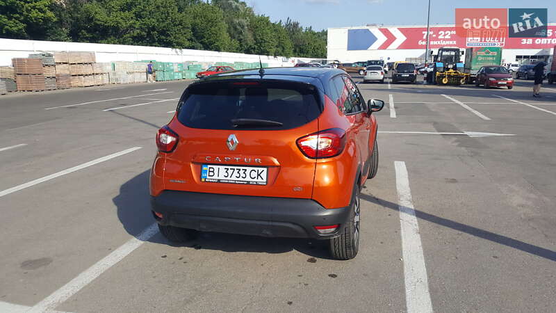 Позашляховик / Кросовер Renault Captur 2016 в Кременчуці фото 4 Позашляховик / Кросовер Renault Captur 2016 в Кременчуці