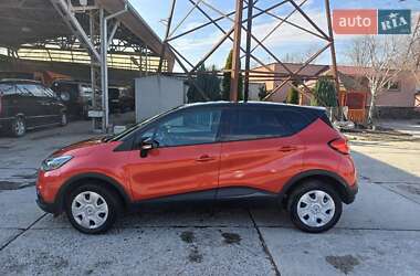 Позашляховик / Кросовер Renault Captur 2016 в Ужгороді
