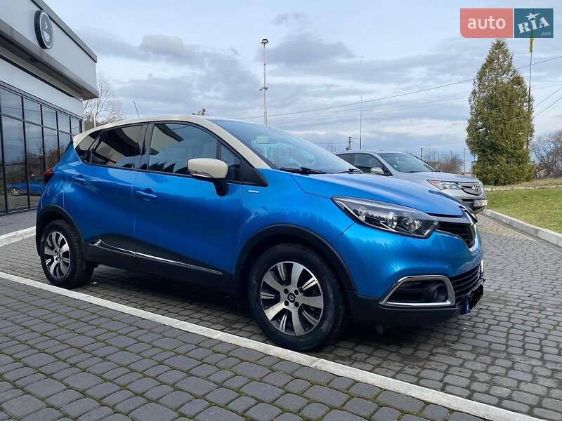 Внедорожник / Кроссовер Renault Captur 2015 в 