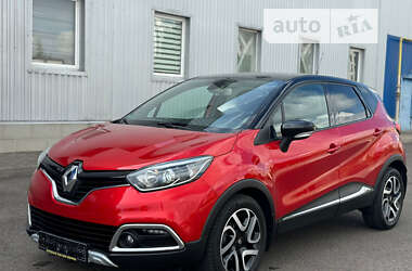 Внедорожник / Кроссовер Renault Captur 2016 в Ковеле