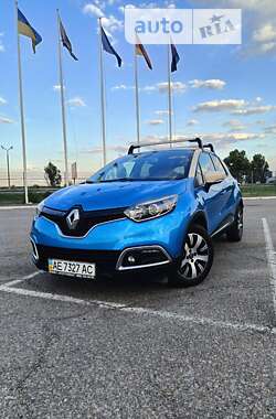 Внедорожник / Кроссовер Renault Captur 2015 в Днепре