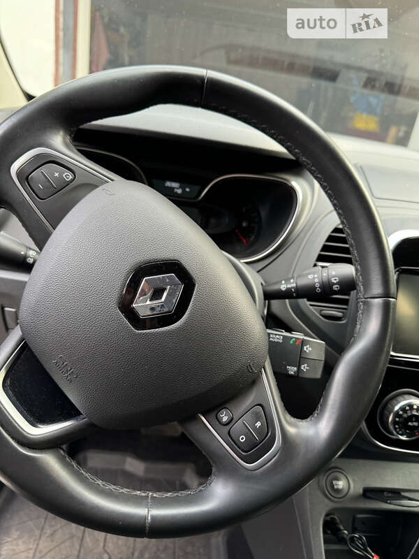 Позашляховик / Кросовер Renault Captur 2019 в Запоріжжі фото 11 Позашляховик / Кросовер Renault Captur 2019 в Запоріжжі
