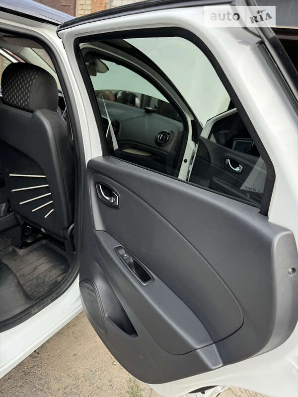 Позашляховик / Кросовер Renault Captur 2019 в Запоріжжі фото 22 Позашляховик / Кросовер Renault Captur 2019 в Запоріжжі