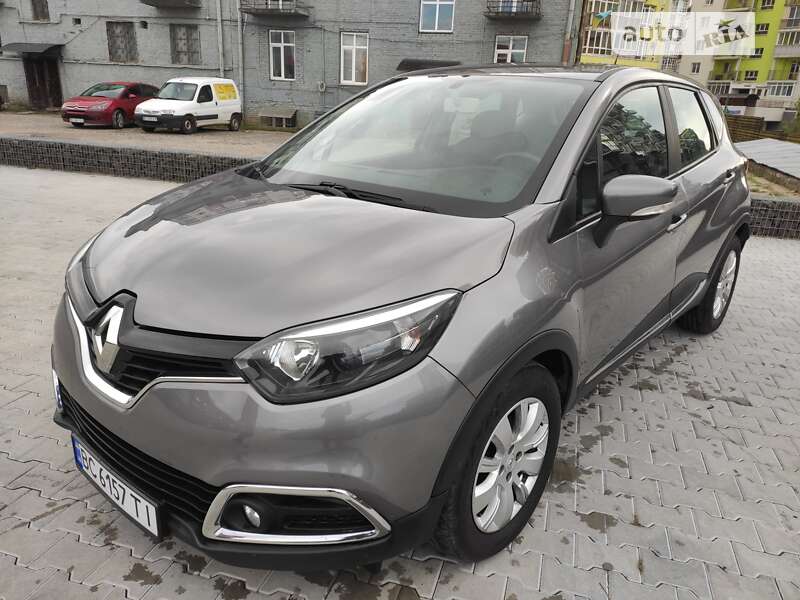 Позашляховик / Кросовер Renault Captur 2014 в Львові