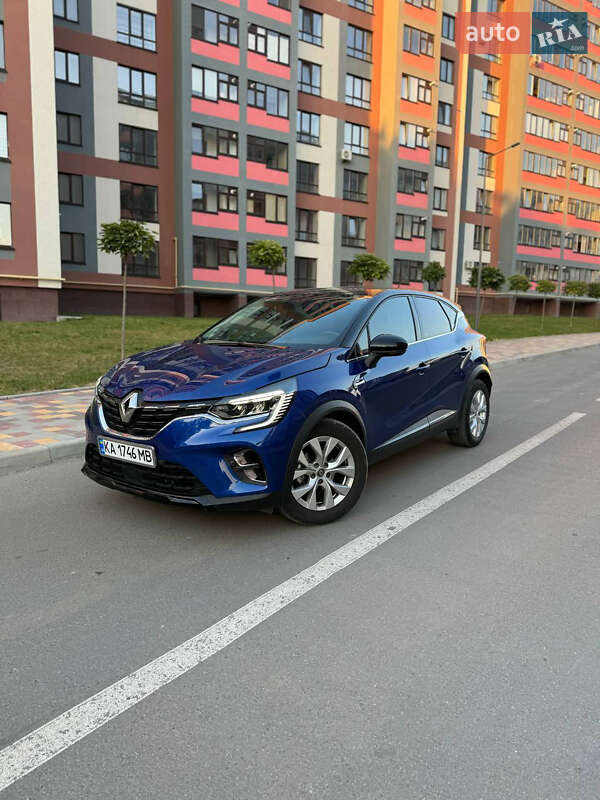 Внедорожник / Кроссовер Renault Captur 2021 в 