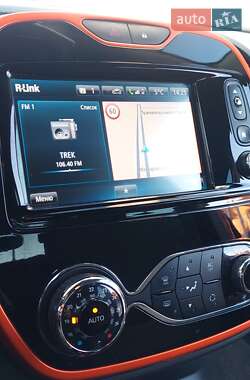 Внедорожник / Кроссовер Renault Captur 2015 в 