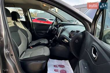 Внедорожник / Кроссовер Renault Captur 2014 в 