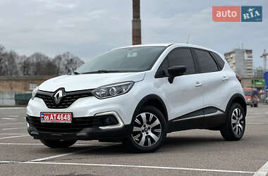 Позашляховик / Кросовер Renault Captur 2018 в Житомирі