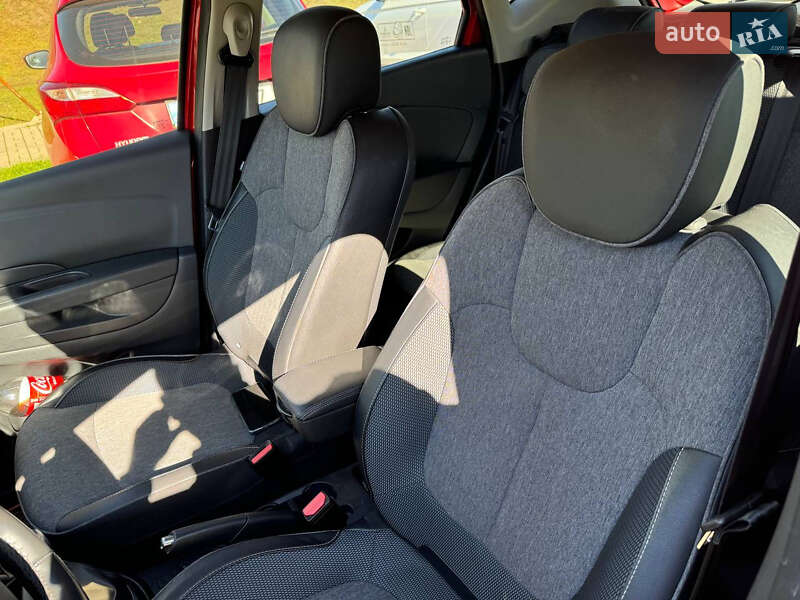 Позашляховик / Кросовер Renault Captur 2018 в Кривому Розі