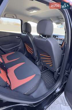 Внедорожник / Кроссовер Renault Captur 2016 в 