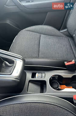 Внедорожник / Кроссовер Renault Captur 2020 в 