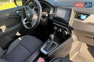 Внедорожник / Кроссовер Renault Captur 2021 в 