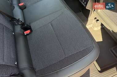 Внедорожник / Кроссовер Renault Captur 2021 в 