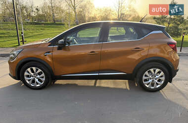 Позашляховик / Кросовер Renault Captur 2021 в 