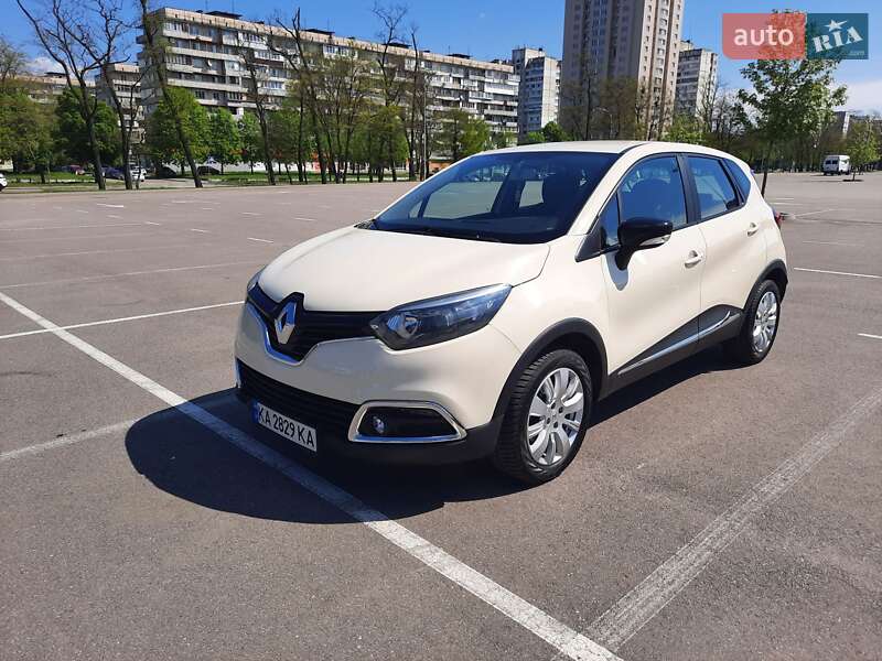 Внедорожник / Кроссовер Renault Captur 2015 в Киеве