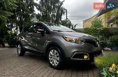 Внедорожник / Кроссовер Renault Captur 2016 в 