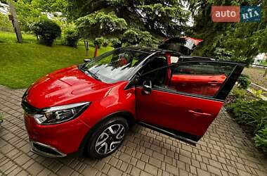Внедорожник / Кроссовер Renault Captur 2016 в 