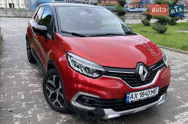 Внедорожник / Кроссовер Renault Captur 2017 в 