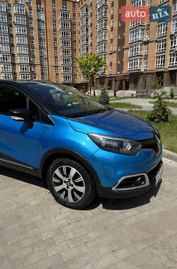 Внедорожник / Кроссовер Renault Captur 2015 в Житомире
