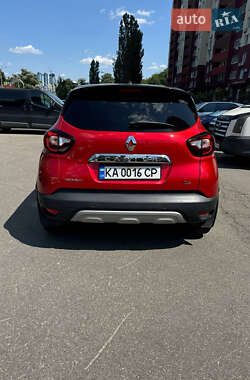 Позашляховик / Кросовер Renault Captur 2018 в 