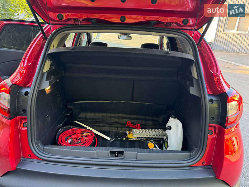 Позашляховик / Кросовер Renault Captur 2018 в Києві фото 8 Позашляховик / Кросовер Renault Captur 2018 в Києві