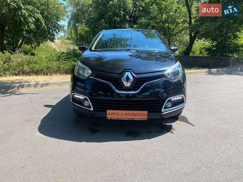 Внедорожник / Кроссовер Renault Captur 2015 в Черкассах