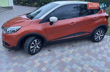 Внедорожник / Кроссовер Renault Captur 2017 в 