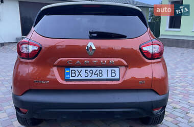 Внедорожник / Кроссовер Renault Captur 2017 в 