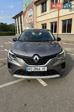 Внедорожник / Кроссовер Renault Captur 2023 в 