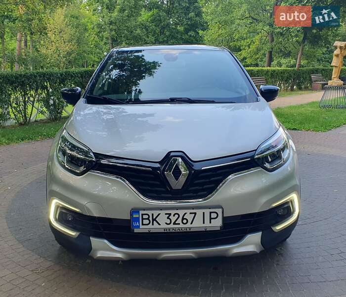 Внедорожник / Кроссовер Renault Captur 2018 в Киеве