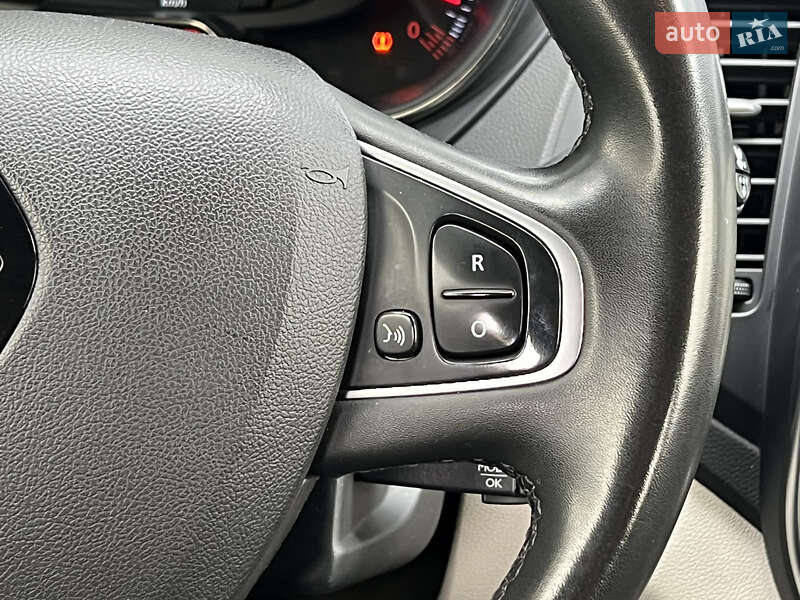 Внедорожник / Кроссовер Renault Captur 2019 в Киеве