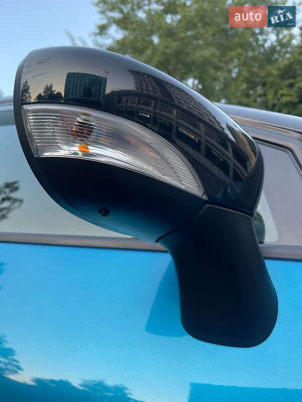 Внедорожник / Кроссовер Renault Captur 2015 в Львове