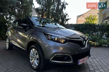 Позашляховик / Кросовер Renault Captur 2015 в Львові