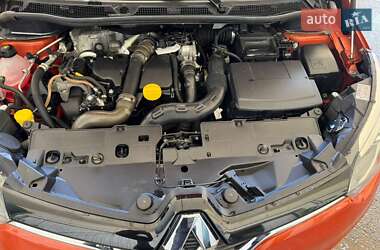 Внедорожник / Кроссовер Renault Captur 2014 в 