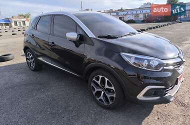Внедорожник / Кроссовер Renault Captur 2017 в Черкассах