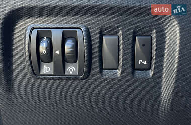 Внедорожник / Кроссовер Renault Captur 2013 в 