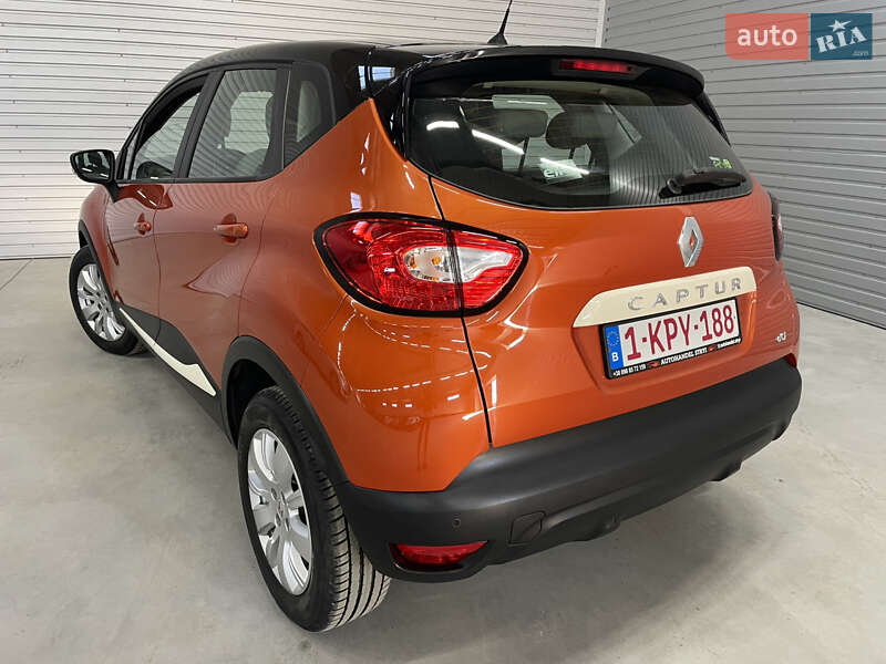 Внедорожник / Кроссовер Renault Captur 2016 в Стрые