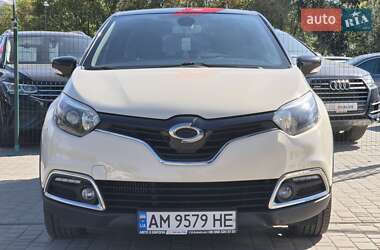 Внедорожник / Кроссовер Renault Captur 2015 в 
