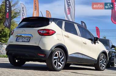 Внедорожник / Кроссовер Renault Captur 2015 в 
