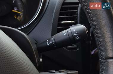 Внедорожник / Кроссовер Renault Captur 2015 в 