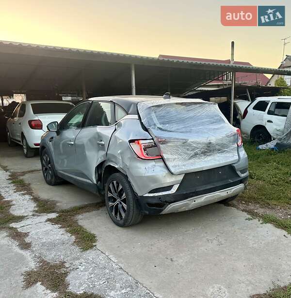 Внедорожник / Кроссовер Renault Captur 2023 в Каменском