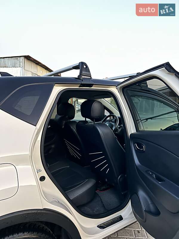 Внедорожник / Кроссовер Renault Captur 2015 в Одессе