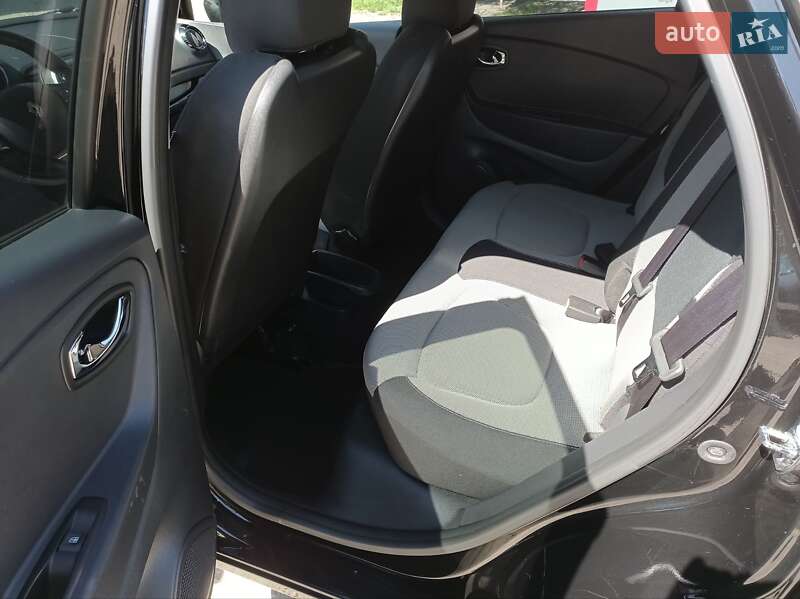 Внедорожник / Кроссовер Renault Captur 2017 в Ивано-Франковске