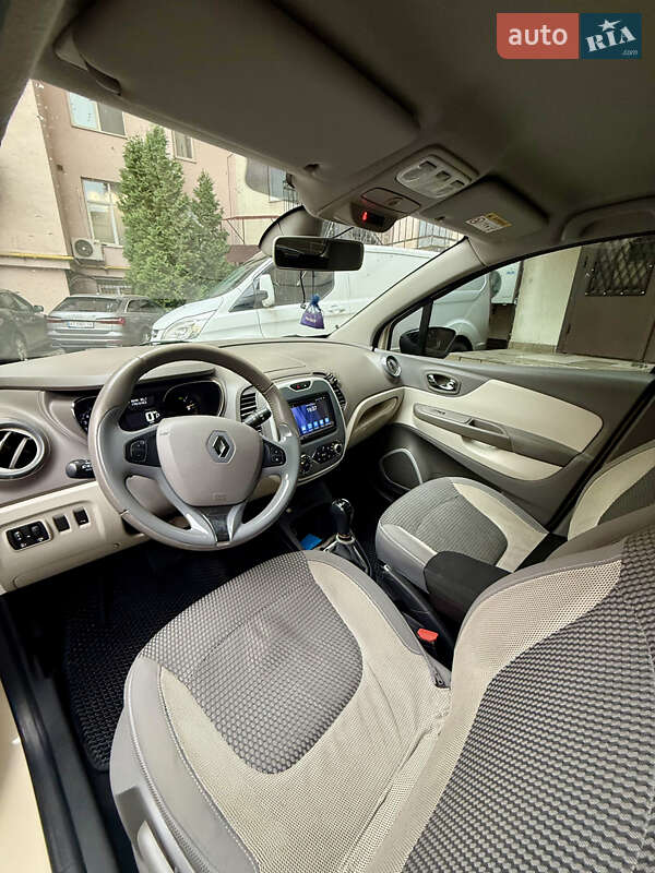 Внедорожник / Кроссовер Renault Captur 2014 в Ивано-Франковске