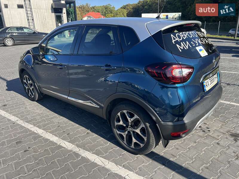 Внедорожник / Кроссовер Renault Captur 2018 в Ужгороде