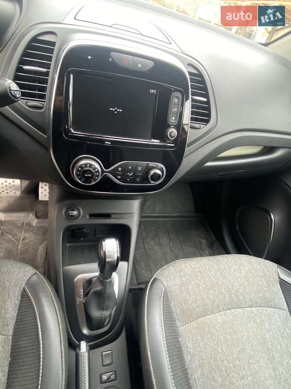 Внедорожник / Кроссовер Renault Captur 2018 в Тячеве фото 11 Внедорожник / Кроссовер Renault Captur 2018 в Тячеве