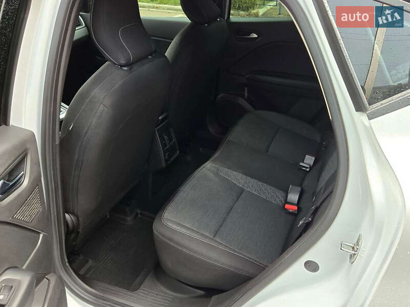 Позашляховик / Кросовер Renault Captur 2021 в Києві