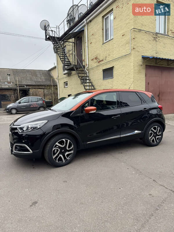 Позашляховик / Кросовер Renault Captur 2014 в Прилуках фото 2 Позашляховик / Кросовер Renault Captur 2014 в Прилуках