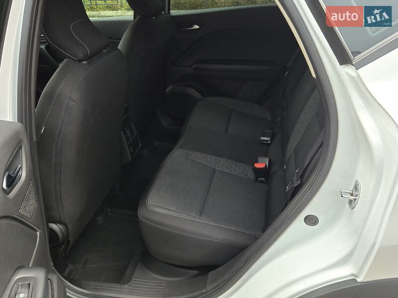 Позашляховик / Кросовер Renault Captur 2021 в Києві фото 14 Позашляховик / Кросовер Renault Captur 2021 в Києві