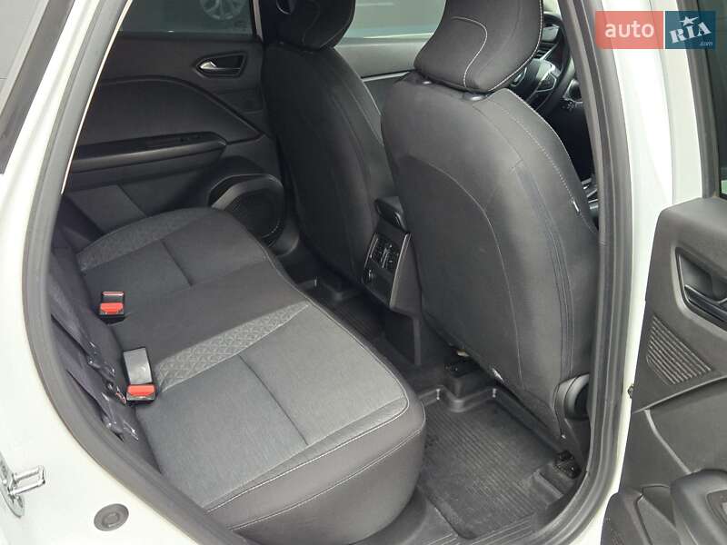 Позашляховик / Кросовер Renault Captur 2021 в Києві фото 12 Позашляховик / Кросовер Renault Captur 2021 в Києві